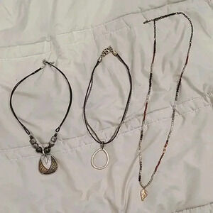 #19 set of 3 gold beaded geometric chain leaf necklaces